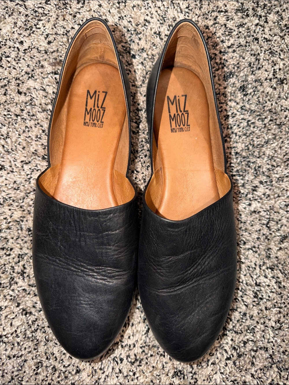Miz Mooz Kimmy Black Leather Flats Women’s Size 41 - Picture 2 of 7